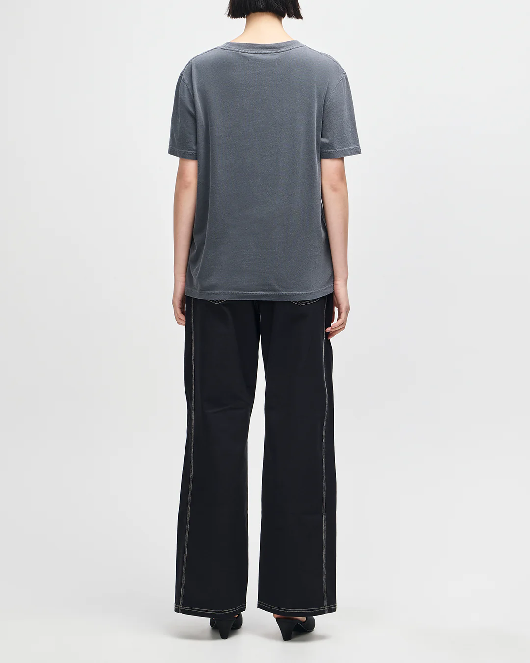 A110 Tee - Anthracite - Image 6