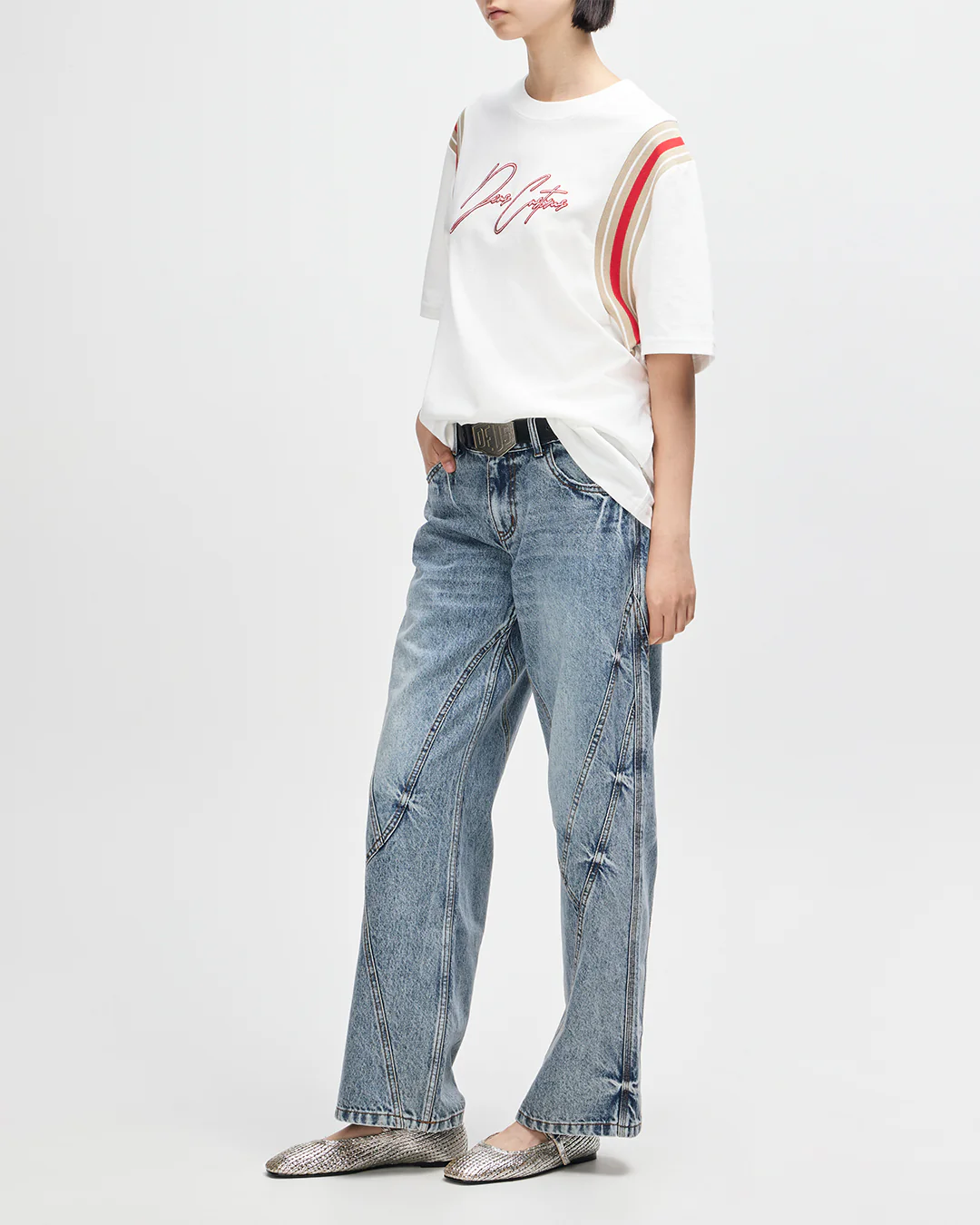 Debute Tee - Antique White - Image 5