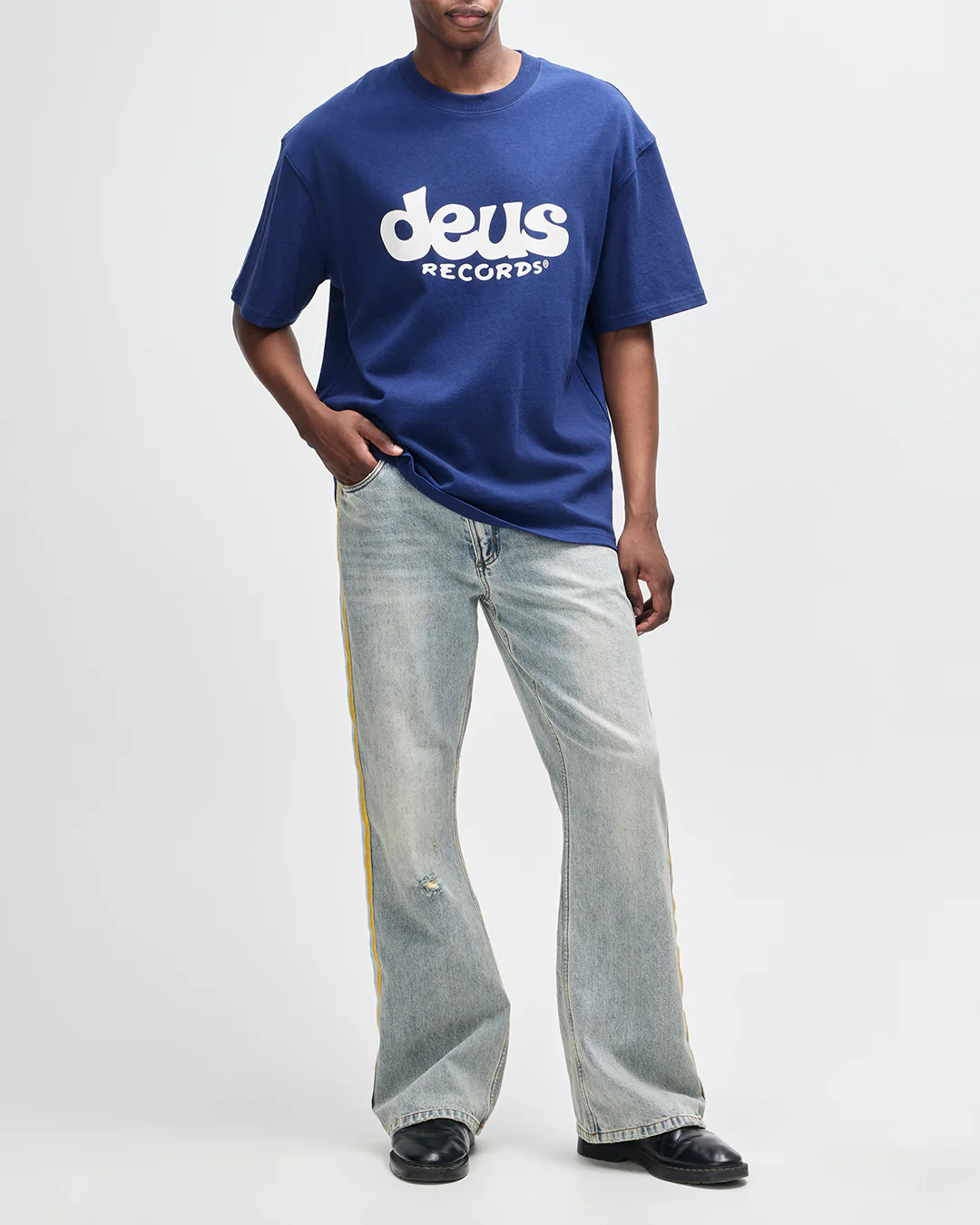 Smile Tee - Limoges Blue - Image 5