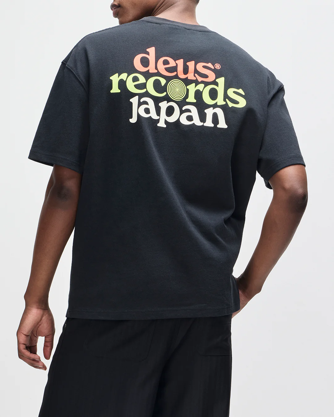 Strata Tee - Black