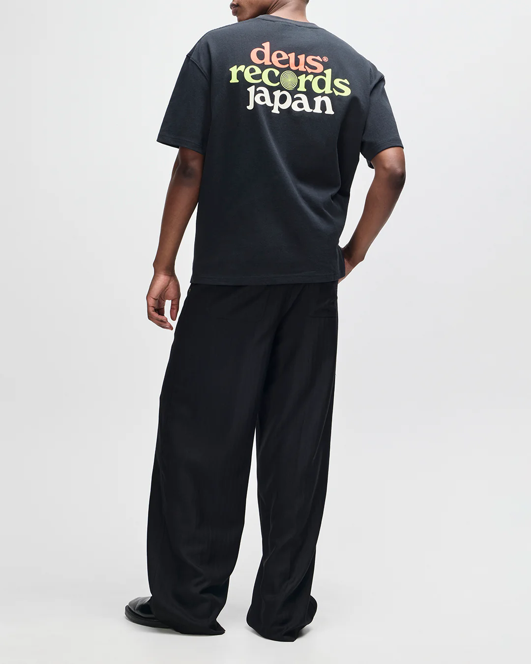 Strata Tee - Black - Image 8