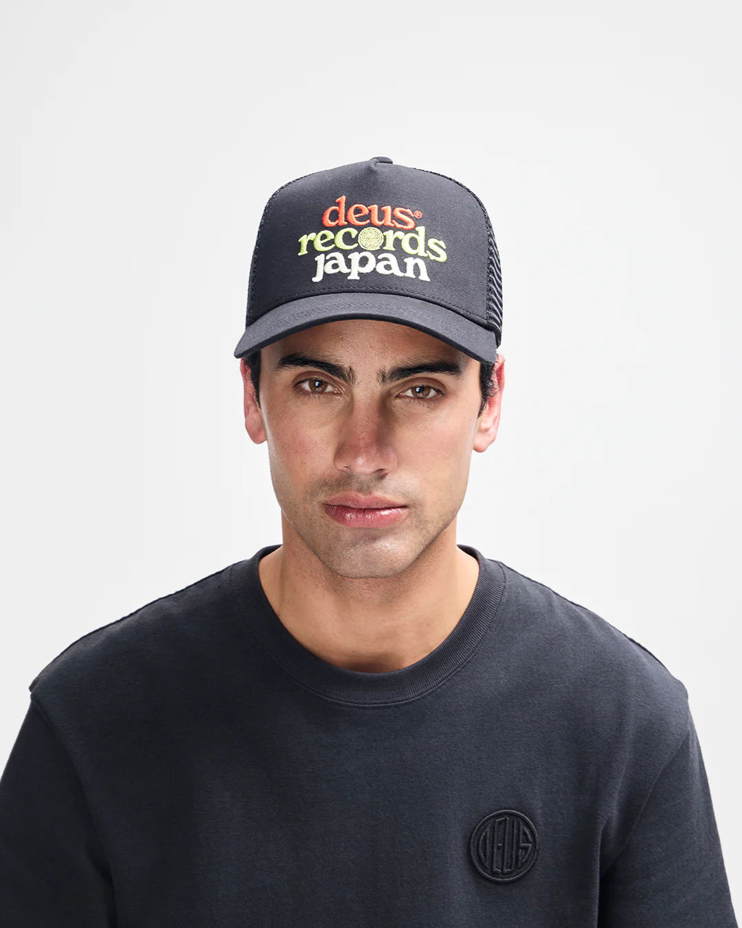 Strata Trucker - Black