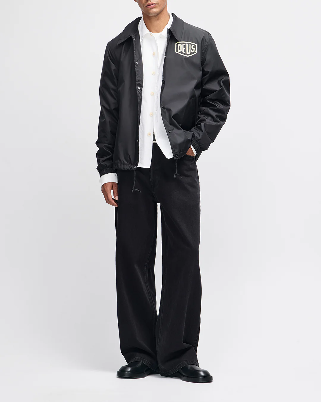 Venice Coach - Black - Image 5