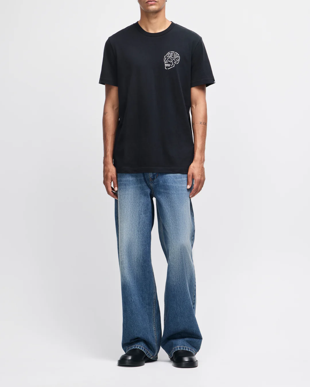 Venice Skull Tee - Black - Image 9