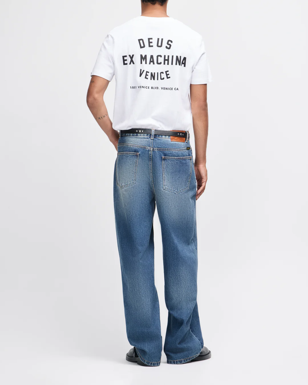 Venice Skull Tee - White - Image 6